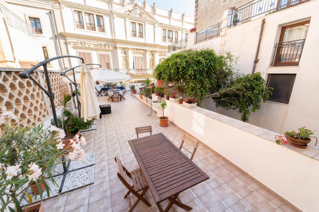Residence Garibaldi Trapani Exterior photo